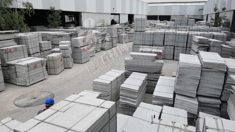 微晶石代理，性价比背后的考量因素**