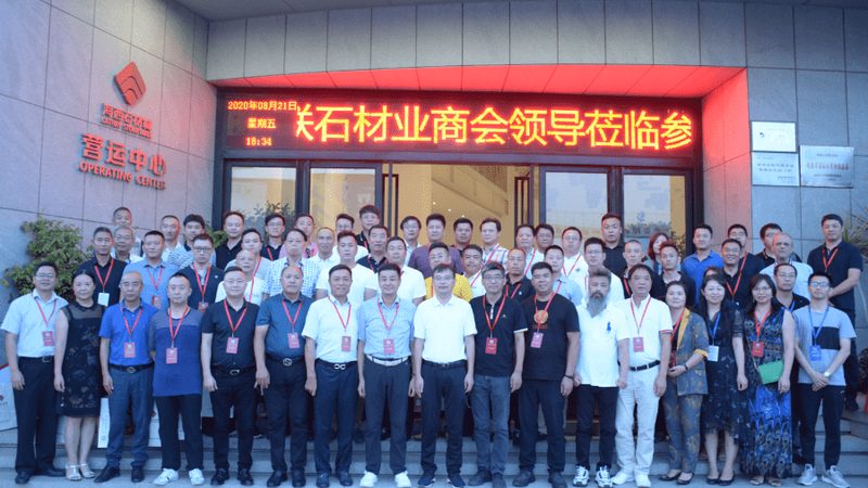 石材幕墙龙骨槽钢型号选择：揭秘选型逻辑与适用场景